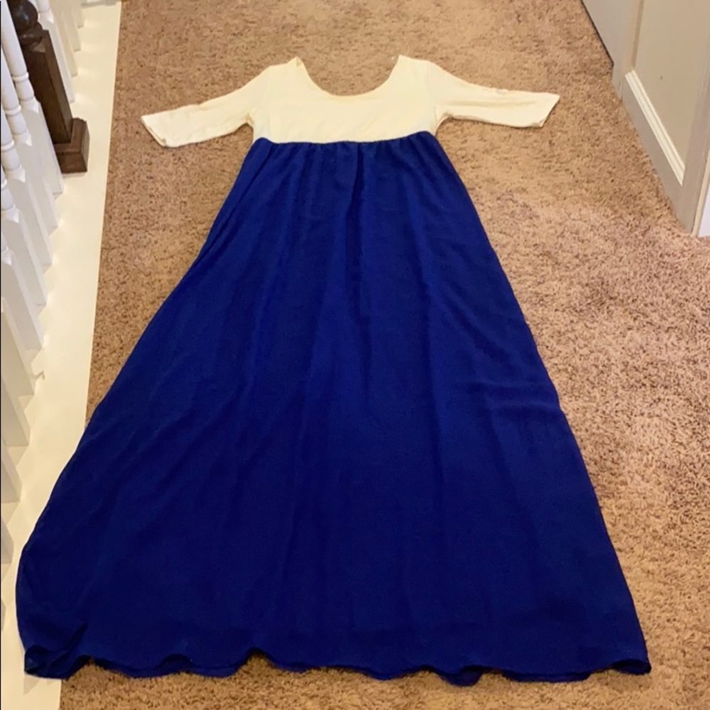 Maxi dress